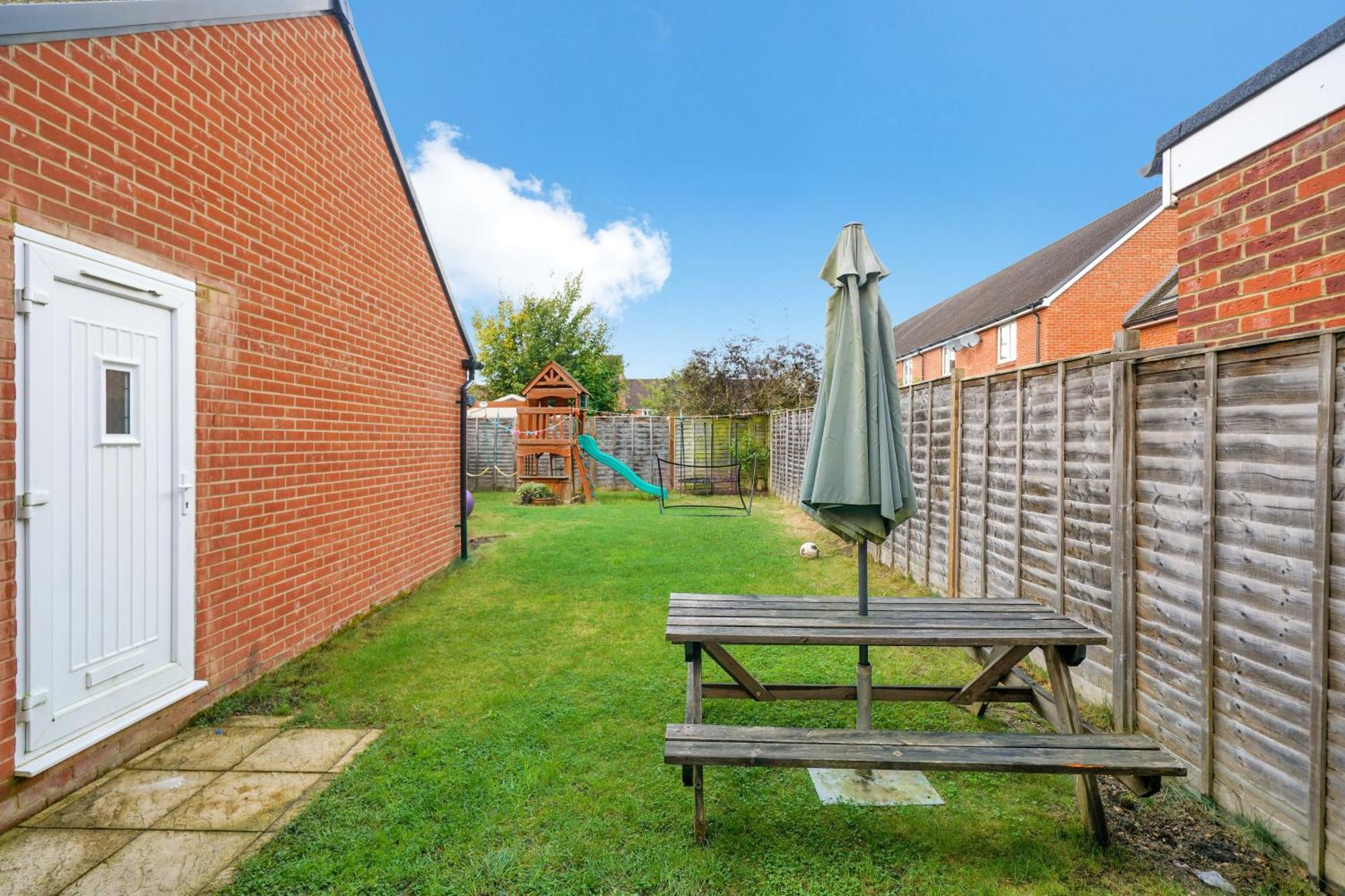 Heathrow, 3Bed 3Bath Sleeps X8, Parking X2 , Garden Villa Amersham Eksteriør billede